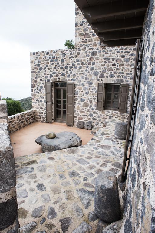 فيلا Moustafa Stone House Emporeiós المظهر الخارجي الصورة